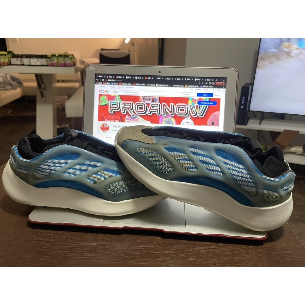 Size 2.5 - Adidas Yeezy 700 V3 Arzareth. without sole